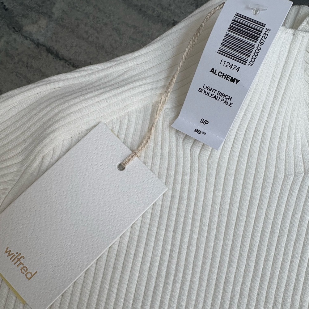 Wilfred Alchemy Light Birch Turtleneck Sweater (Aritzia) with tags.